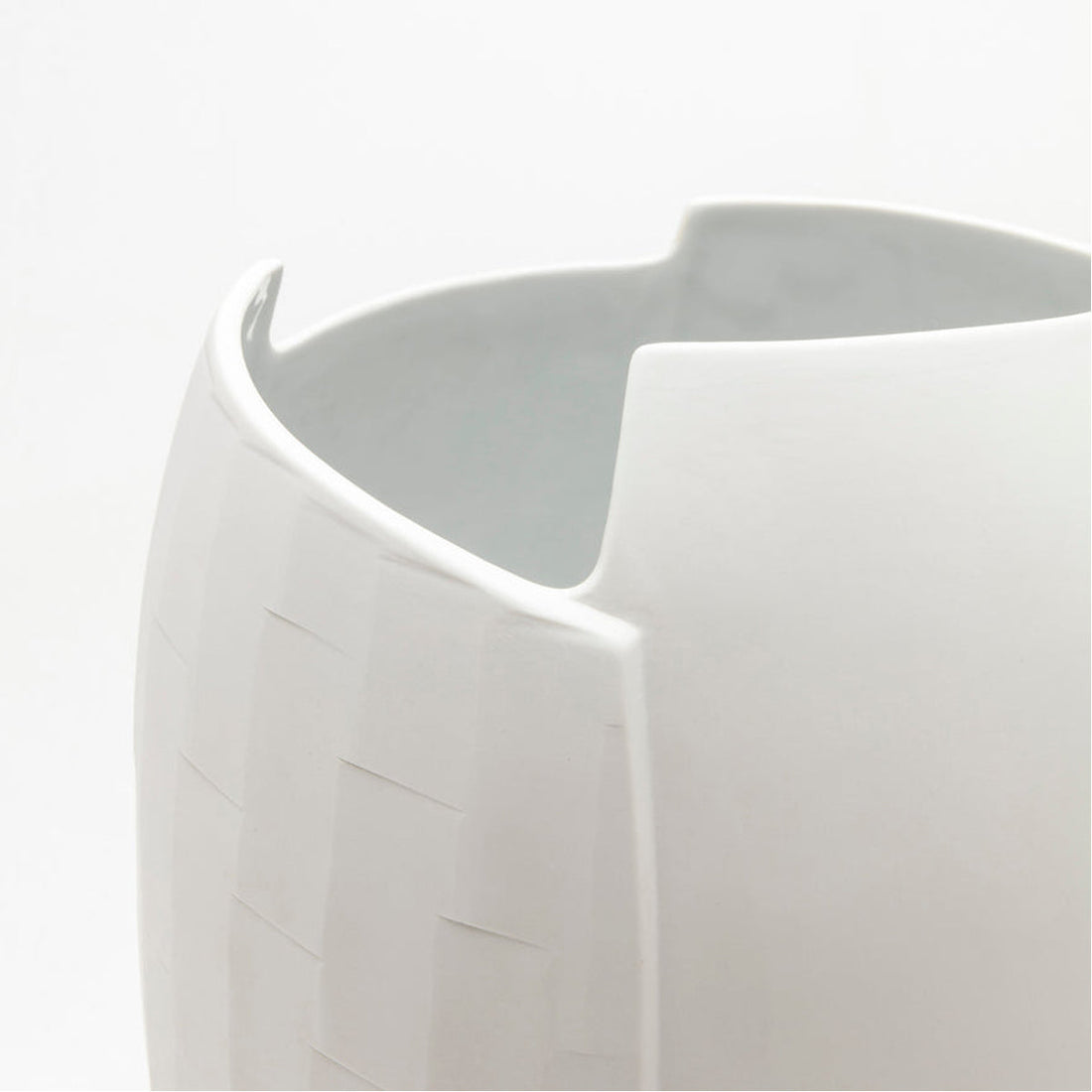 Sonder Living Birch Vase - Matte White