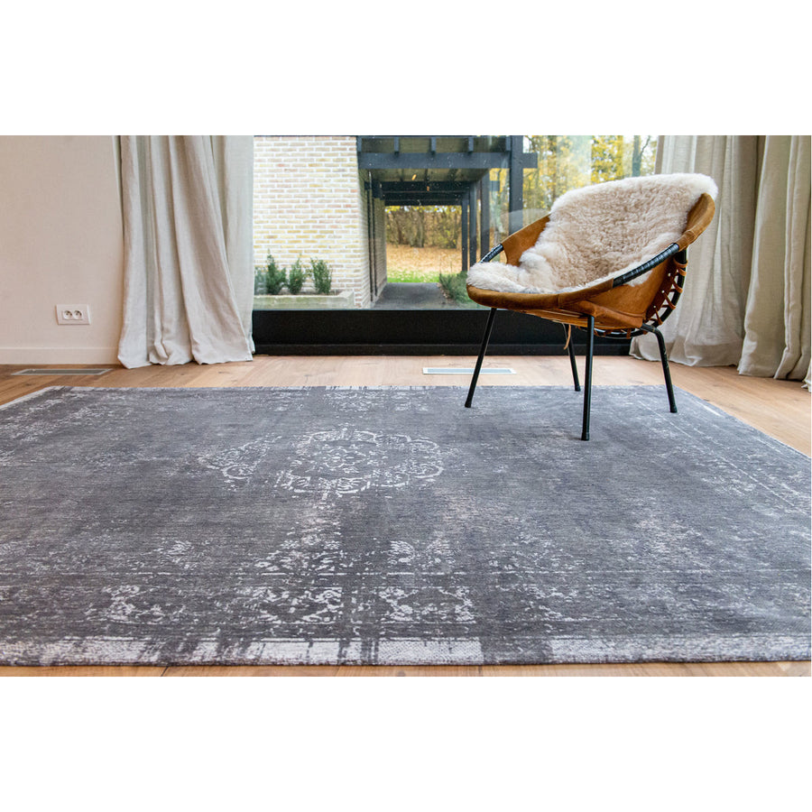 Louis de Poortere Fading World Medallion 9148 Stone Rug