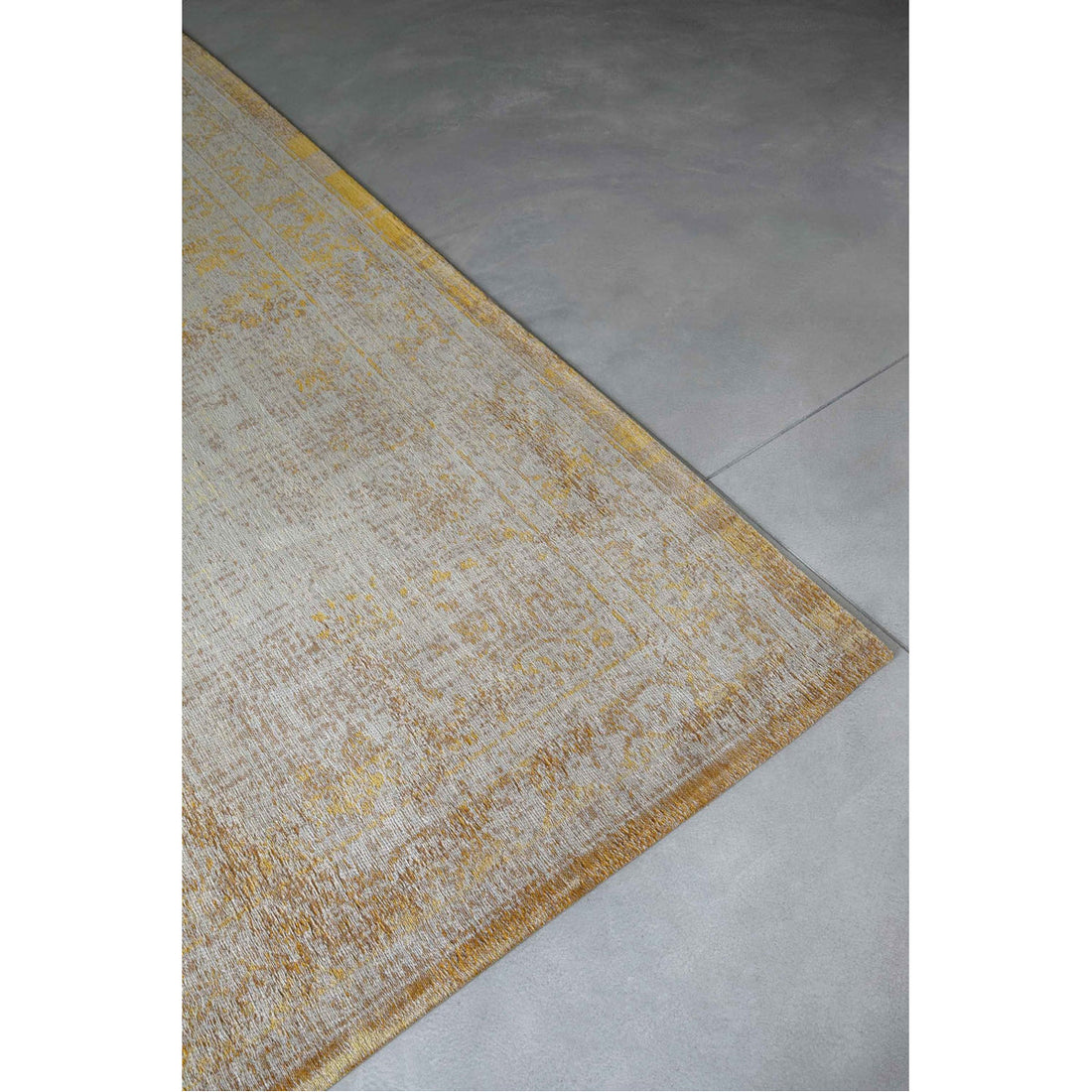 Louis de Poortere Fading World Medallion 9062 Grey Yellow Rug