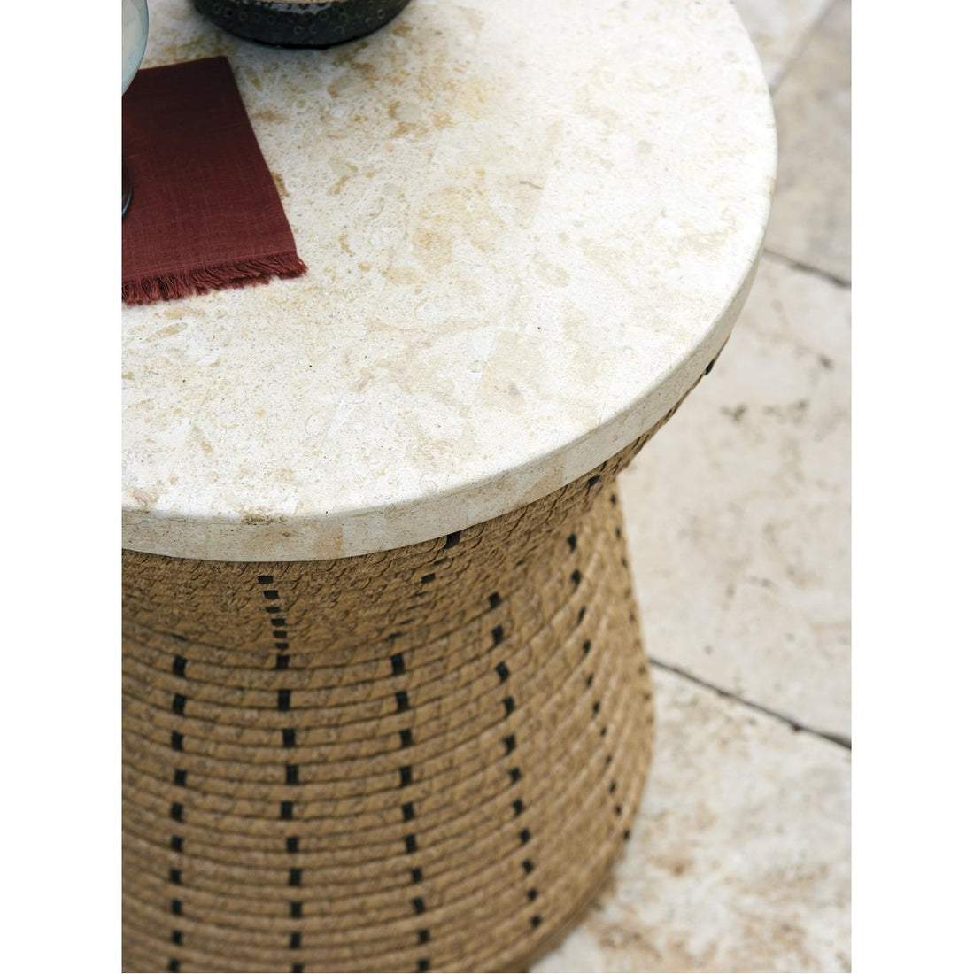 Tommy Bahama Los Altos Valley View Round Outdoor Side Table