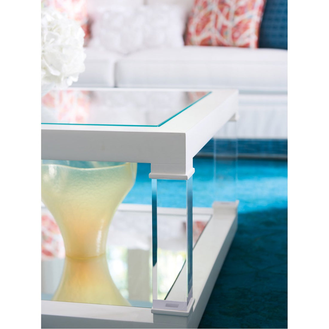 Lexington Avondale Riverdale Cocktail Table