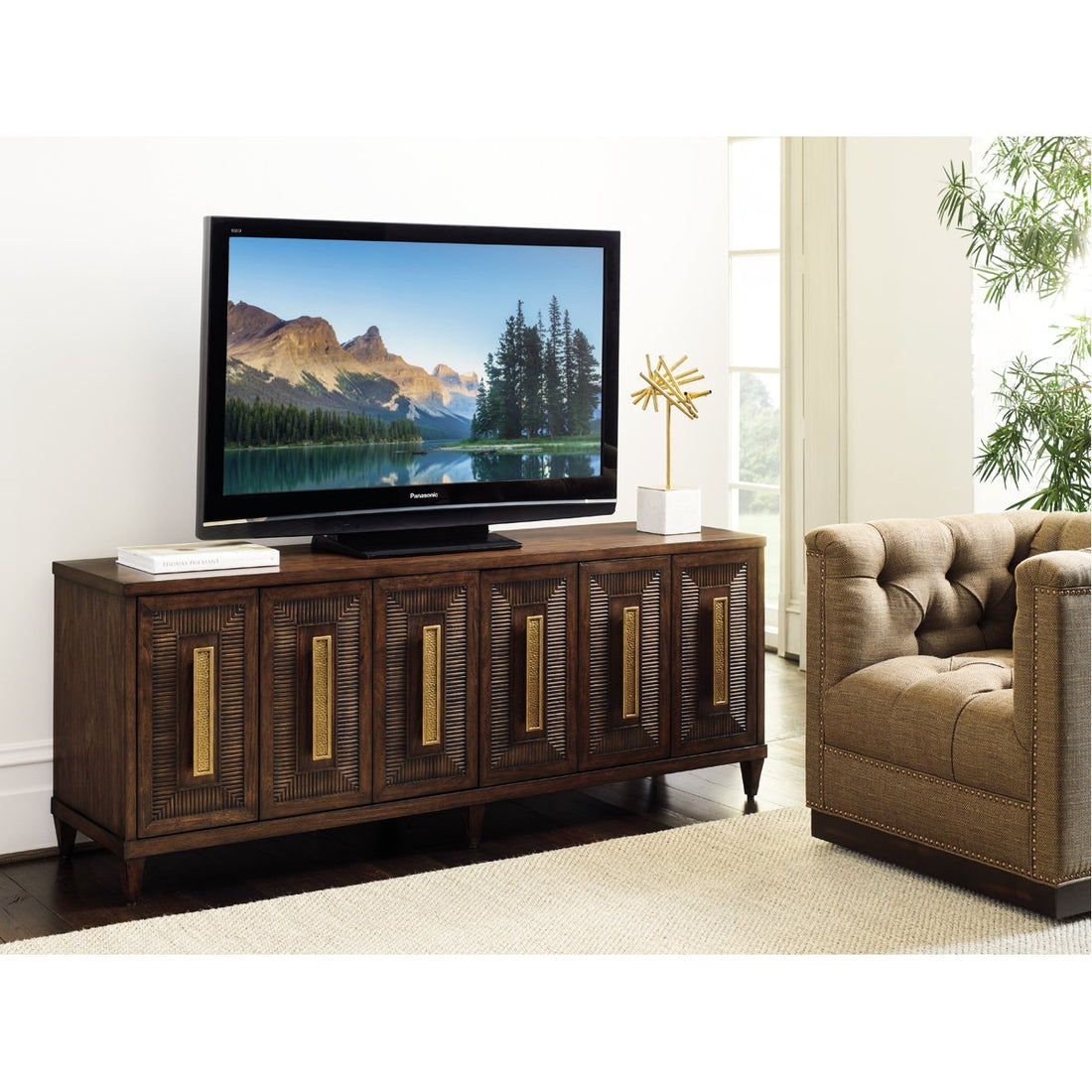 Lexington Silverado Modesto Media Console