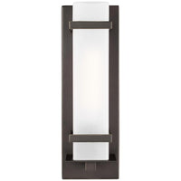 Sea Gull Lighting Alban 1-Light Outdoor Wall Lantern - 9.5W