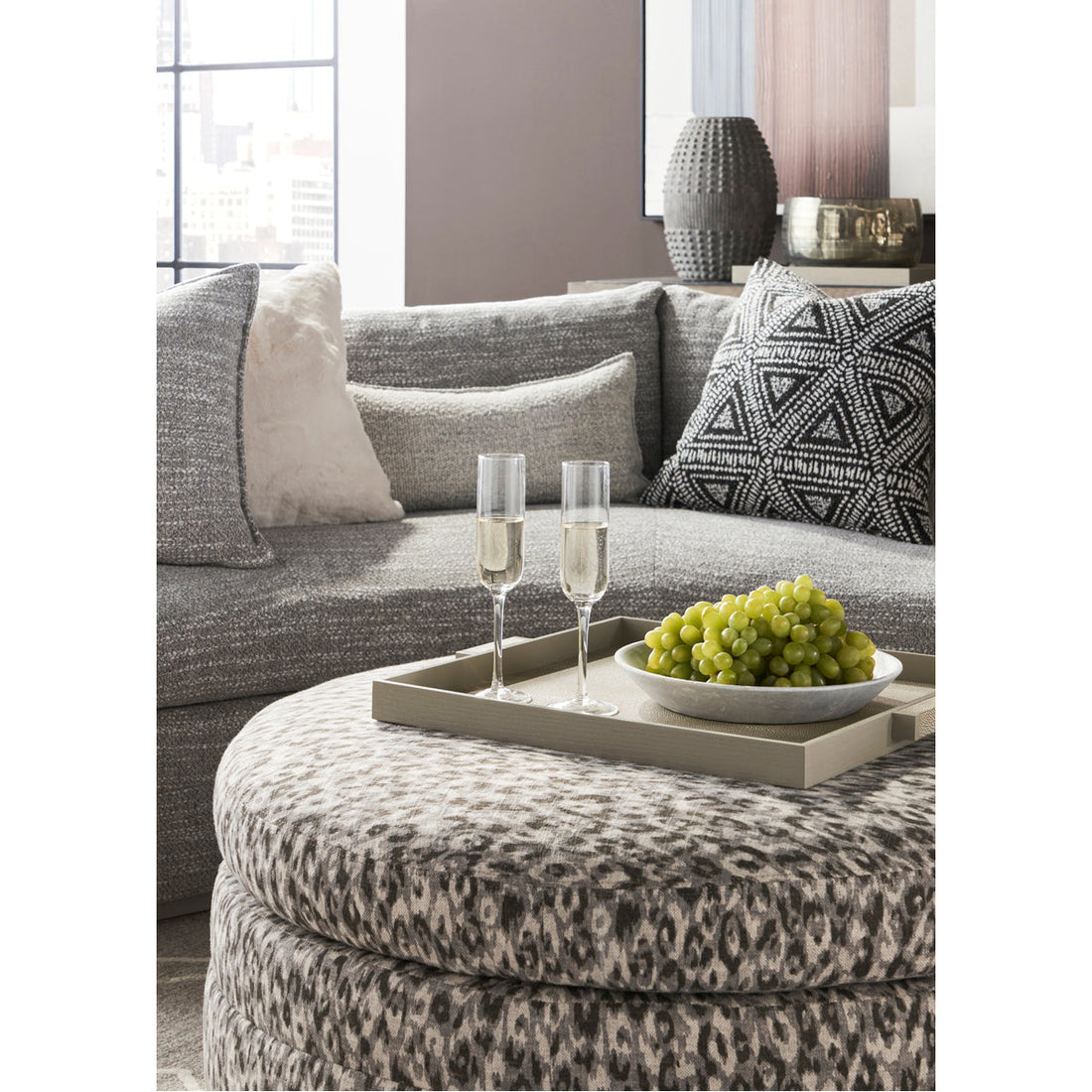 Vanguard Furniture Boyden Round Ottoman