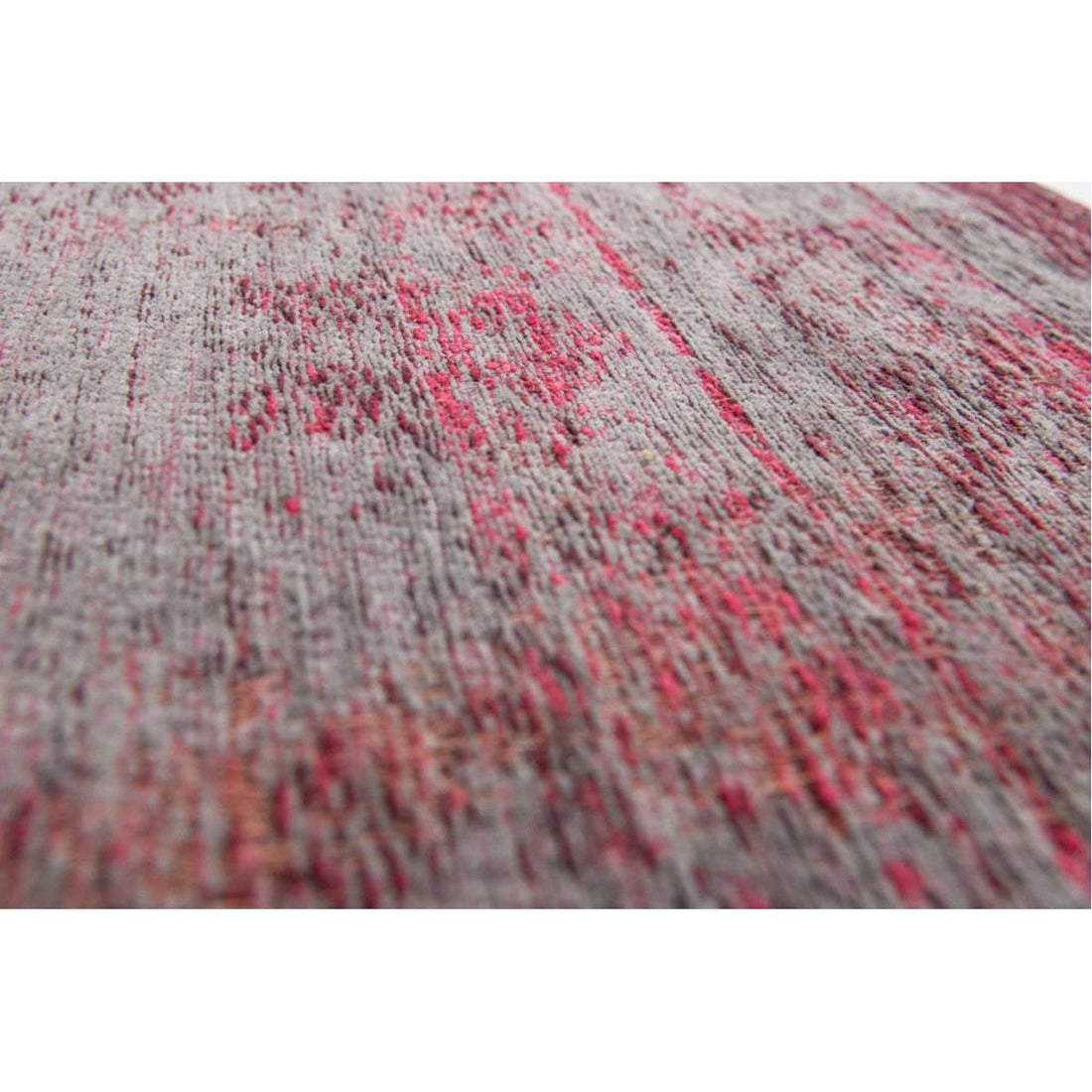 Louis de Poortere Fading World Medaillon 8261 Pink Flash Rug