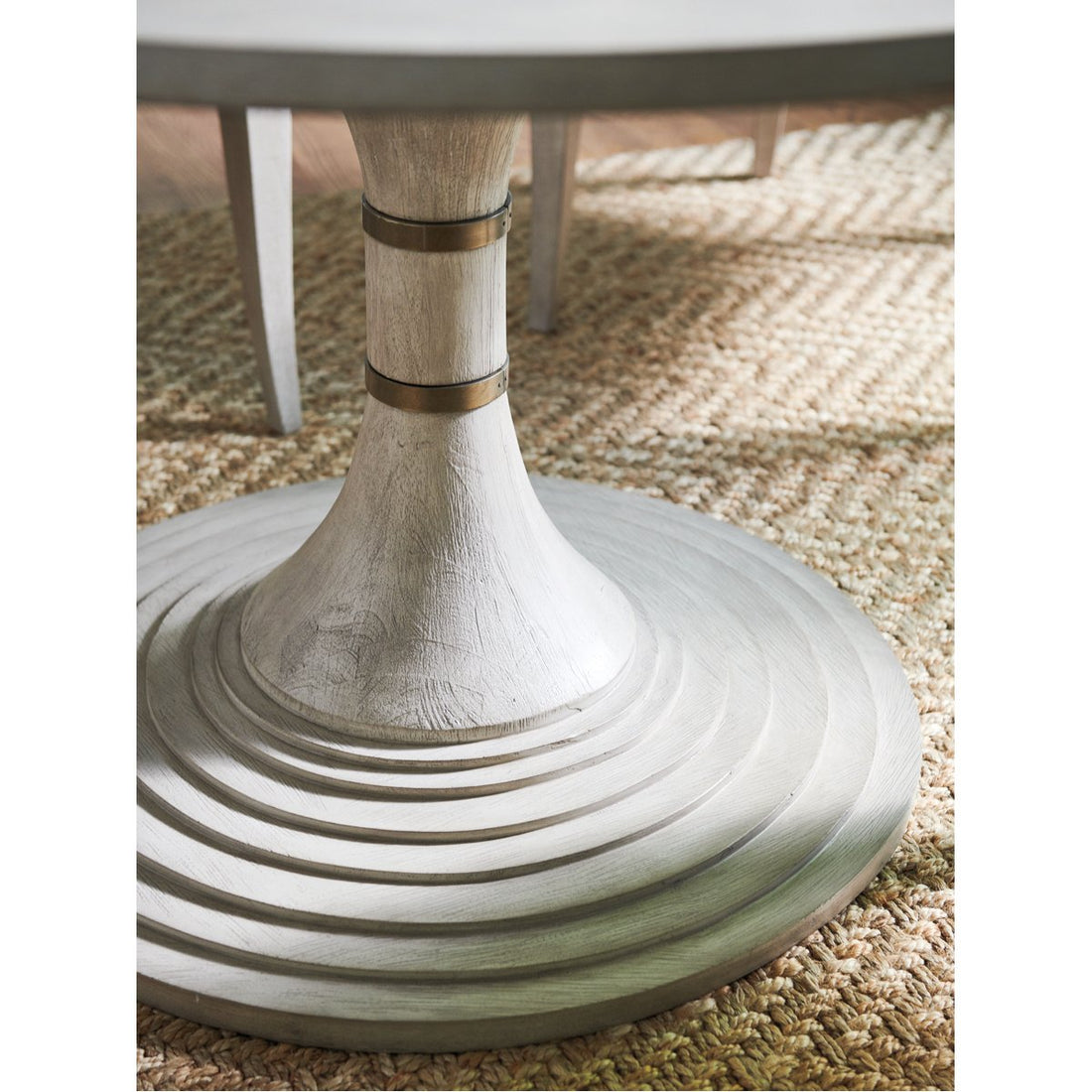 Lexington Malibu Topanga Round Dining Table