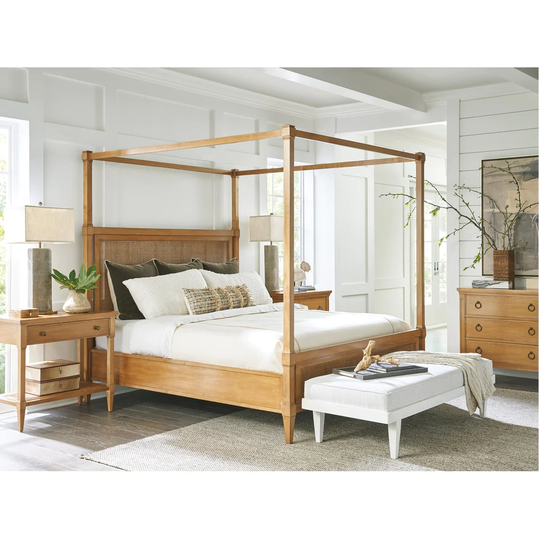 Lexington Barclay Butera Laguna Strand Poster Bed - King