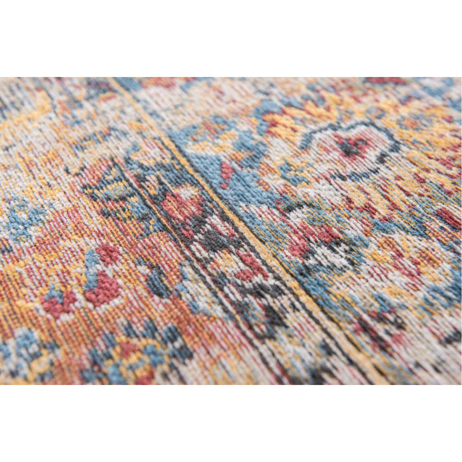 Louis de Poortere Antiquarian Antique Bakhtiari 8713 Rug, 9'6"x12'10"