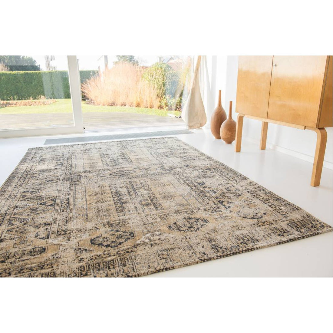 Louis de Poortere Antiquarian Hadschlu Antique 8720 Agha Old Gold Rug