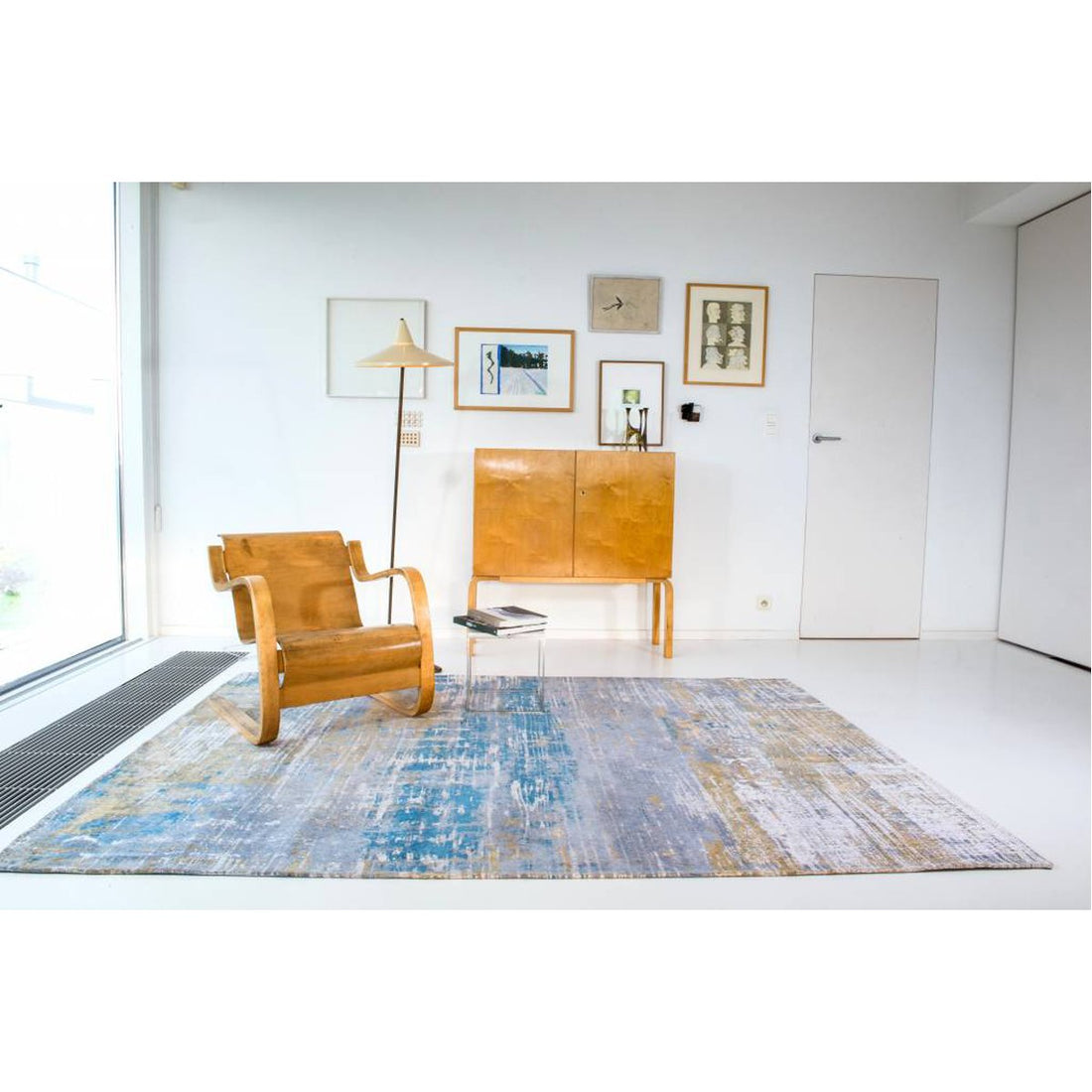 Louis de Poortere Atlantic Streaks 8718 Long Island Blue Rug