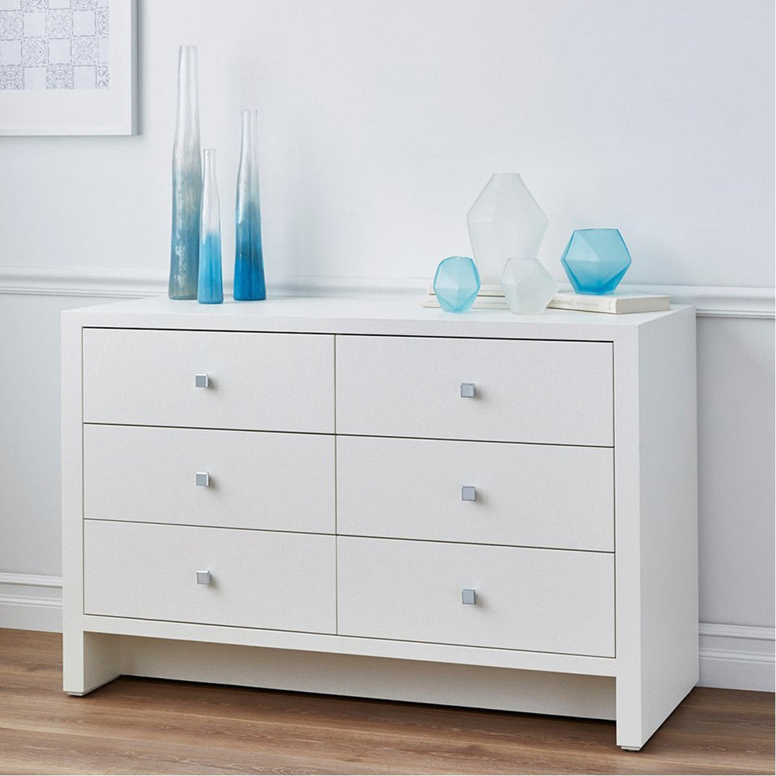 Villa & House Morgan Grasscloth Extra Large 6-Drawer Dresser in White