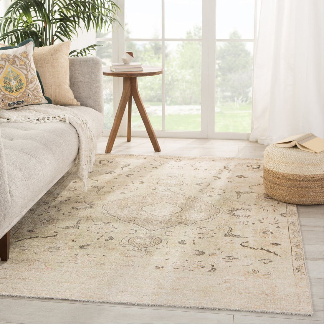 Jaipur Boheme Victoire Medallion Green Gray BOH12 Rug