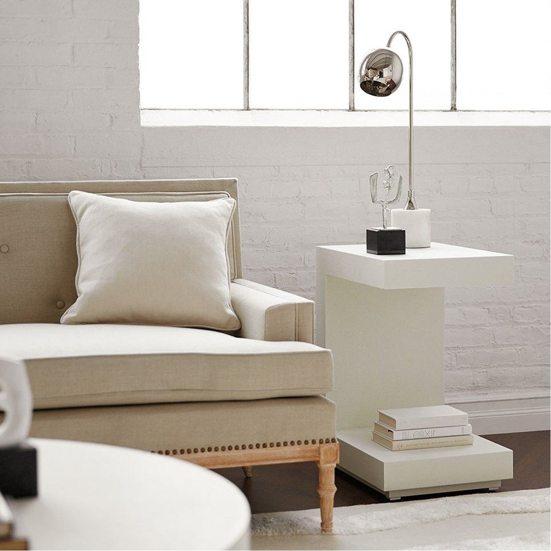 Villa & House Essential Side Table