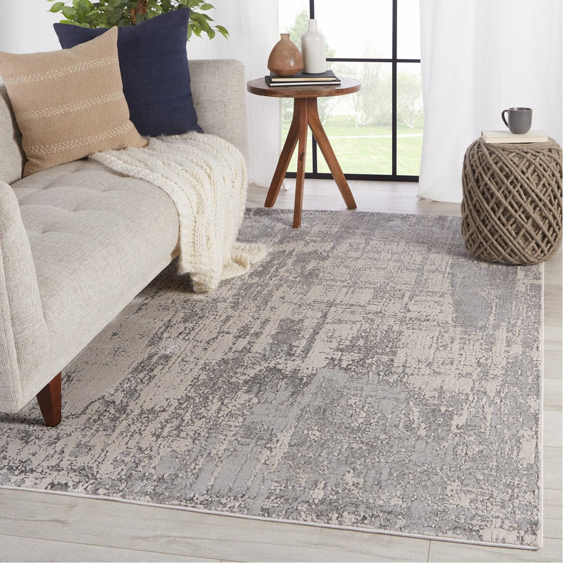 Jaipur Catalyst Calibra Abstract Gray Silver CTY12 Rug