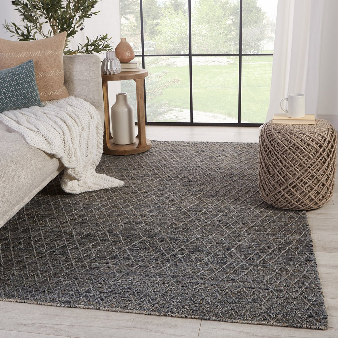 Jaipur Emblem Morse Trellis Geometric Gray Dark Blue EMB03 Rug