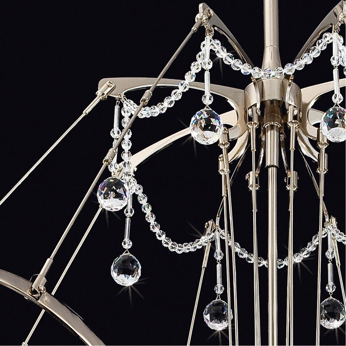 Eurofase DESIGNWL2017 Gambari 8-Light Chandelier