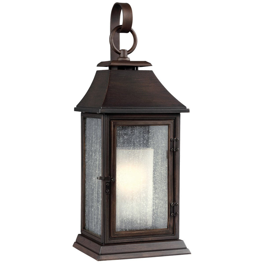 Feiss Shepherd 1 Light Clear Seeded Glass Outdoor Sconce