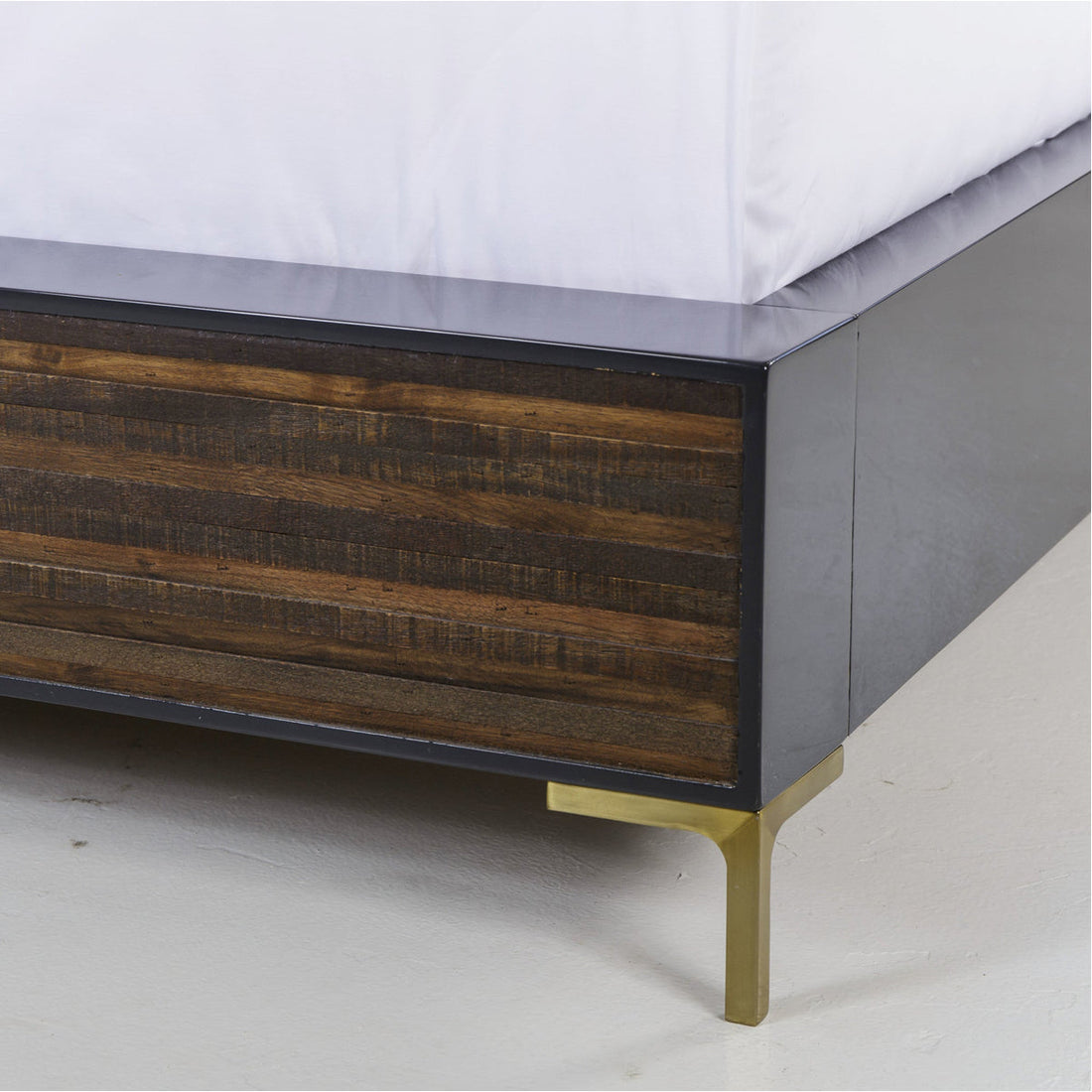 Thomas Bina Zuma Bed - US Queen