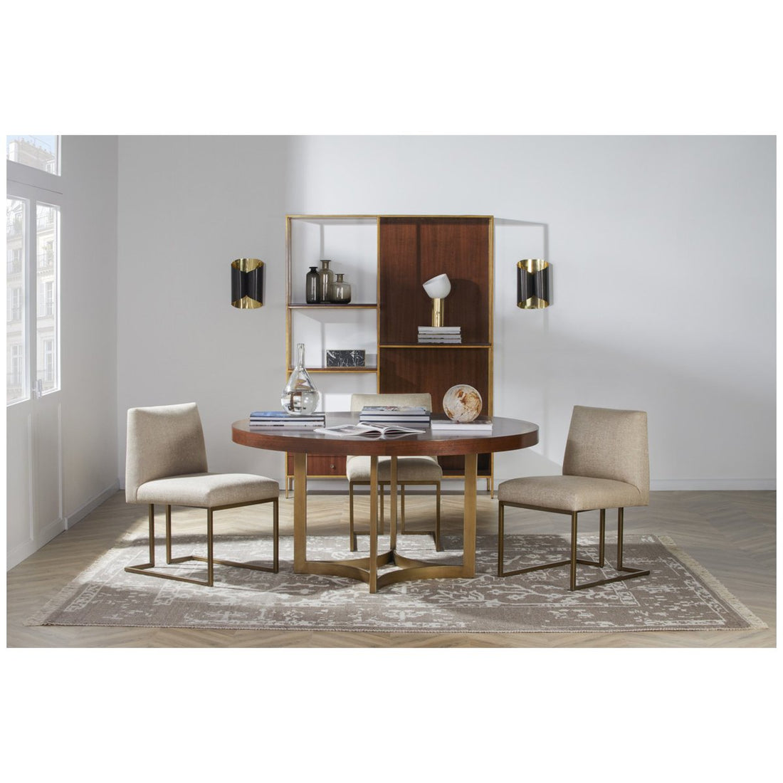 Sonder Living Ashton Round Dining Table in Gloss Walnut