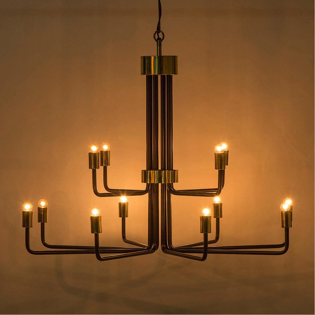 Nellcote Le Marais 12-Light Chandelier