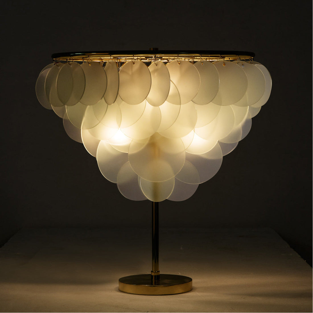 Nellcote Cloud Table Lamp