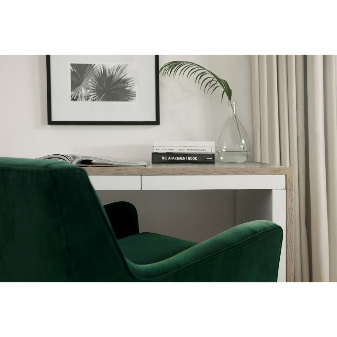 Sonder Living Black & White Palm Leaves Style B