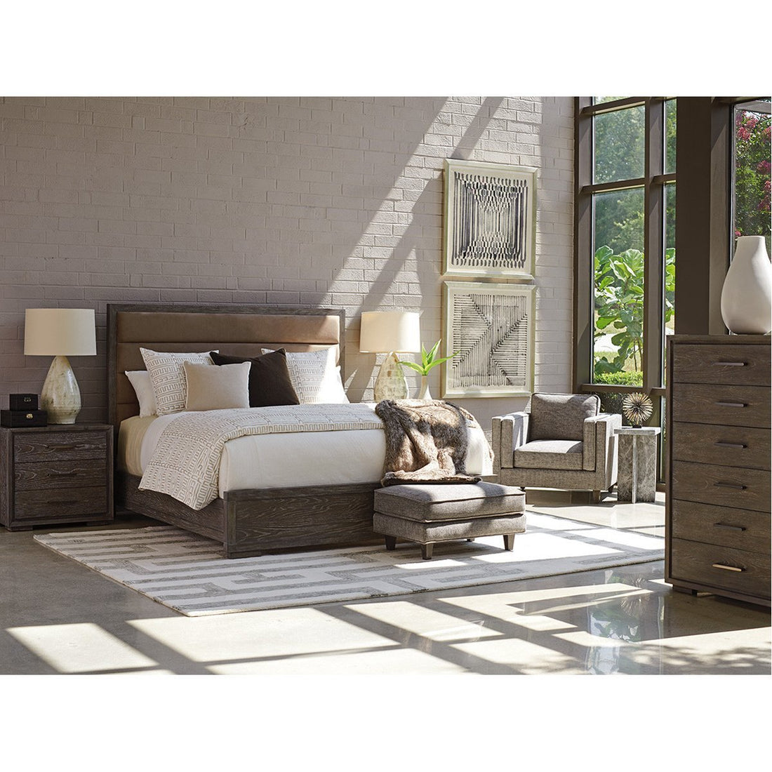 Lexington Santana Gramercy Upholstered Bed