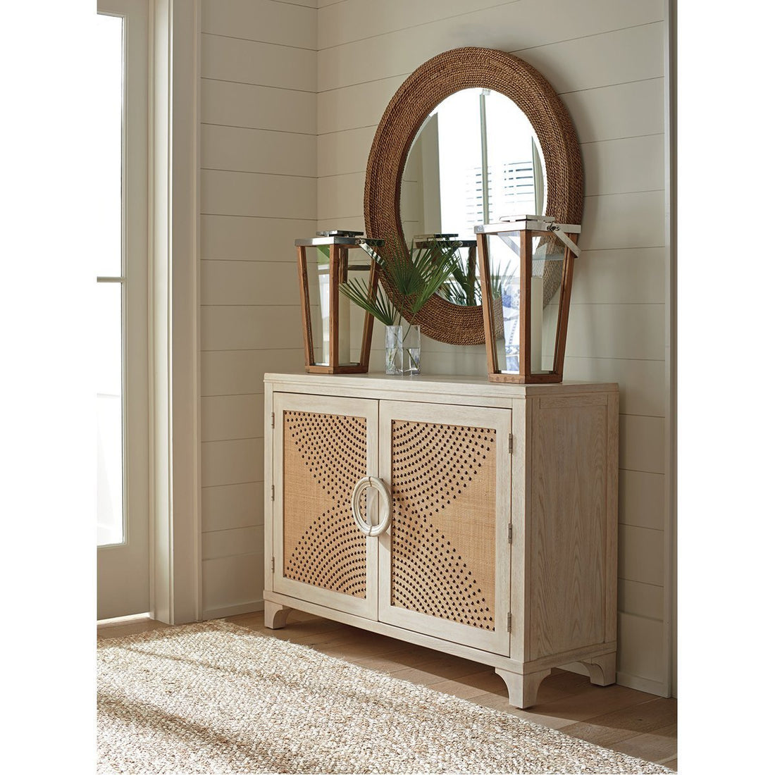 Lexington Barclay Butera Newport Lido Isle Nailhead Hall Chest