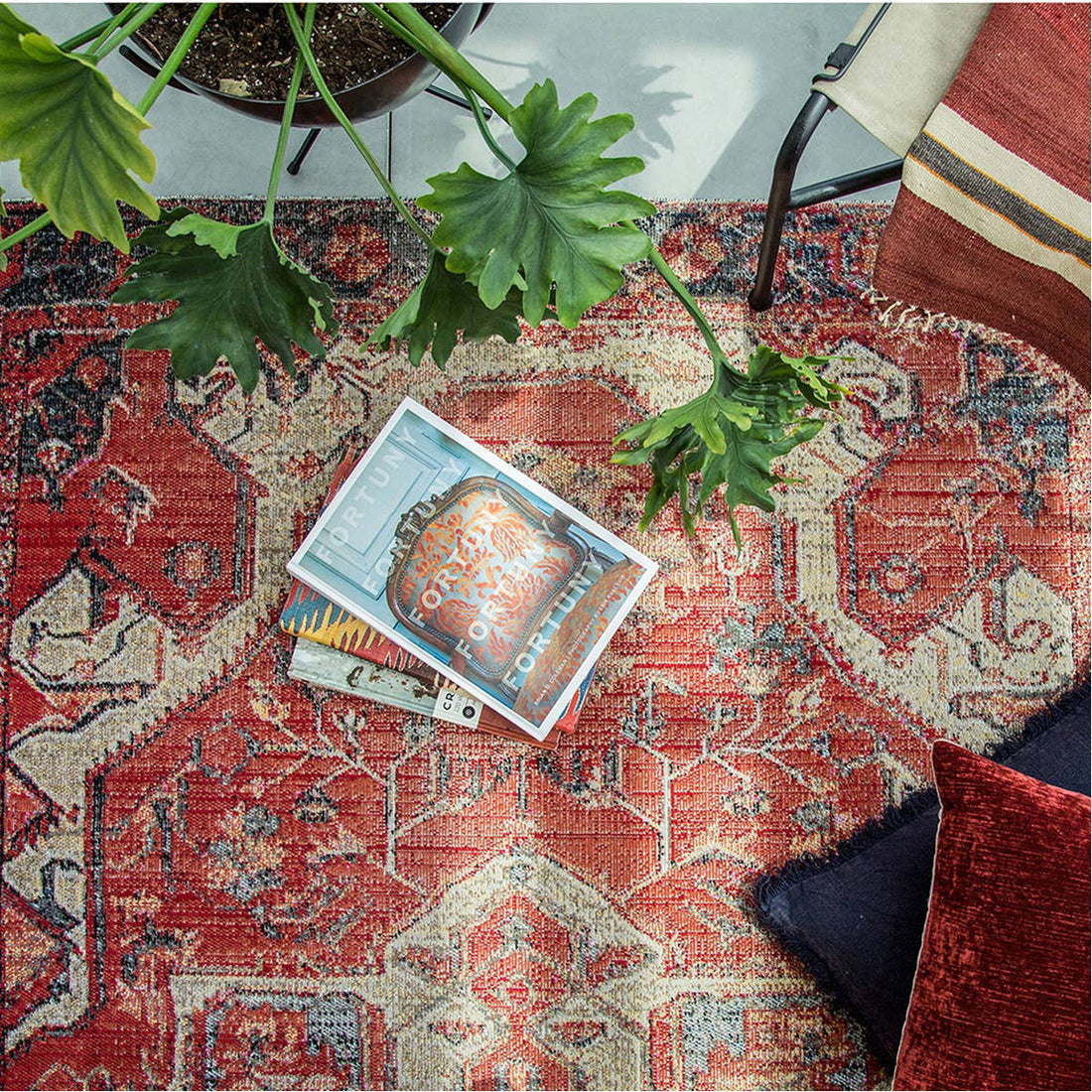 Jaipur Polaris Leighton Medallion Red Blue POL06 Rug