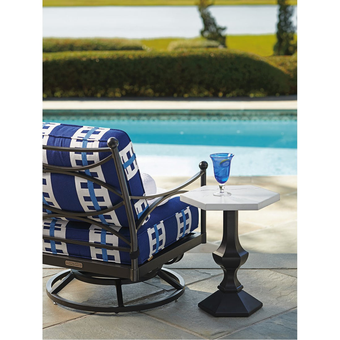 Tommy Bahama Pavlova Outdoor Accent Table