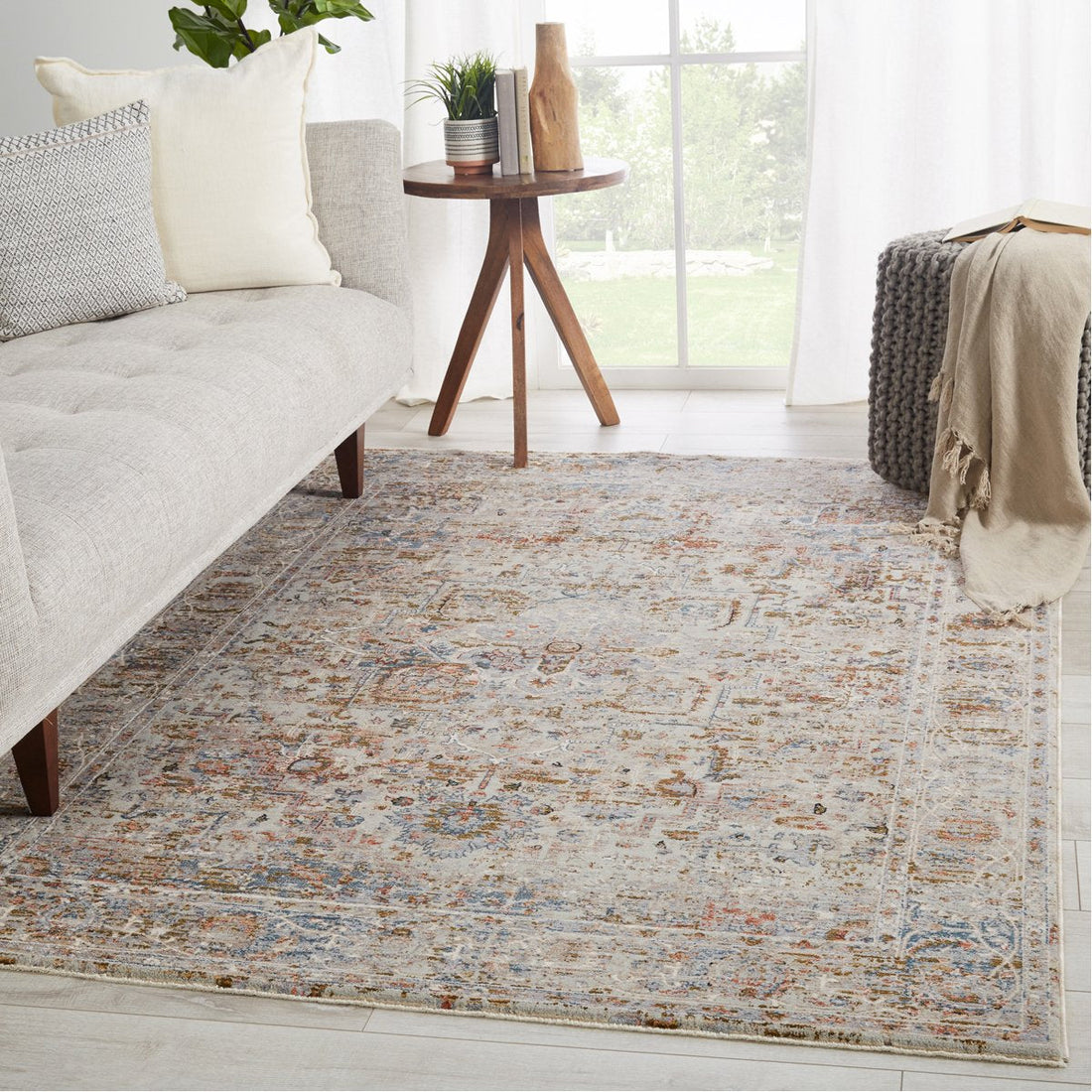 Jaipur Valentia Pierce Medallion Border Gray Multicolor VLN09 Rug